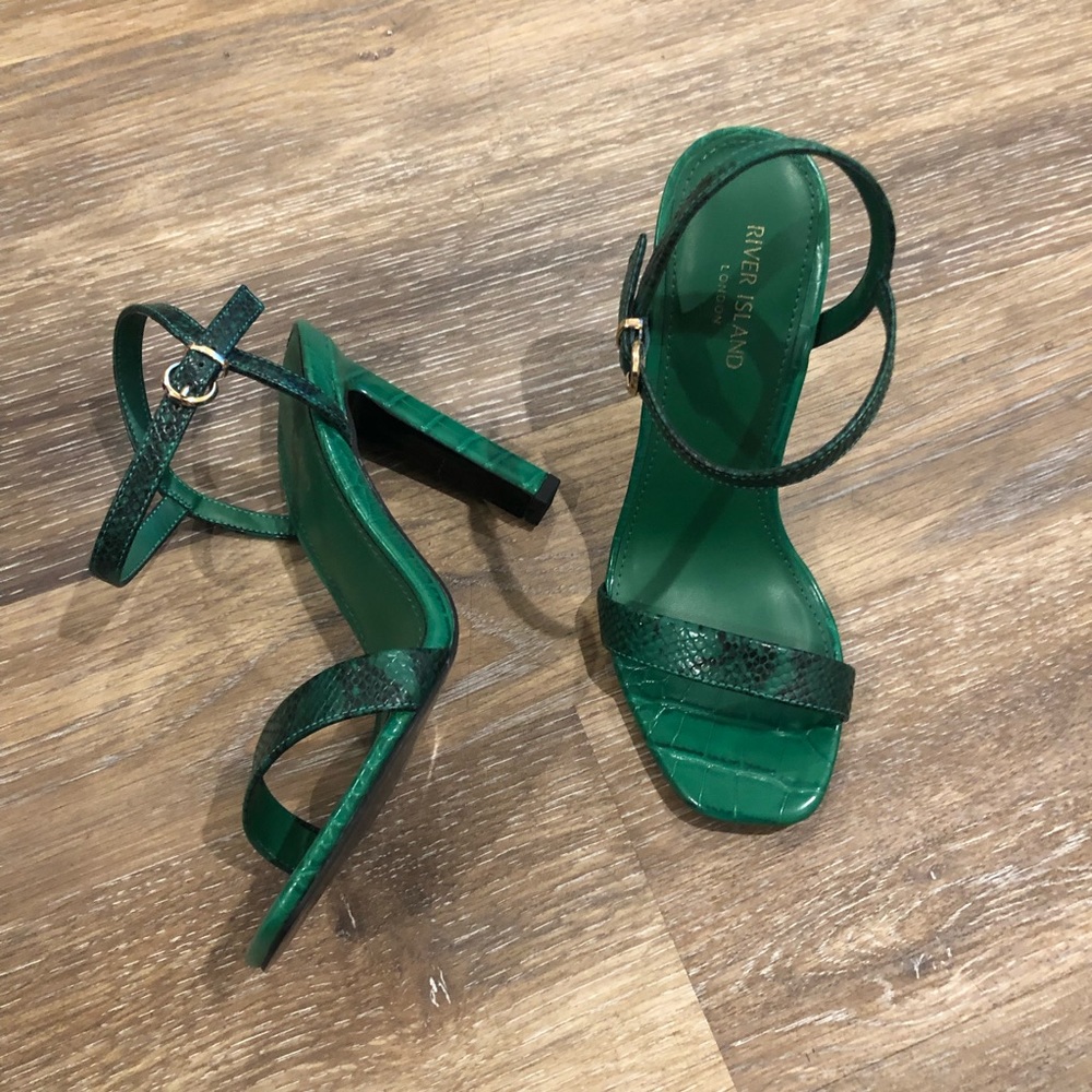 Green women heels.